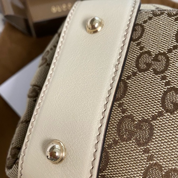 Authentic Gucci GG Horsebit Pelham Shoulder bag. Used once. Excellent condition - Picture 9 of 12